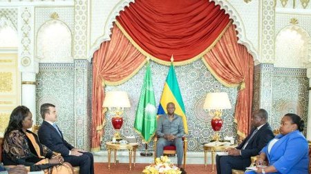 Le président de la transition du Gabon discute de coopération avec l’ICESCO
